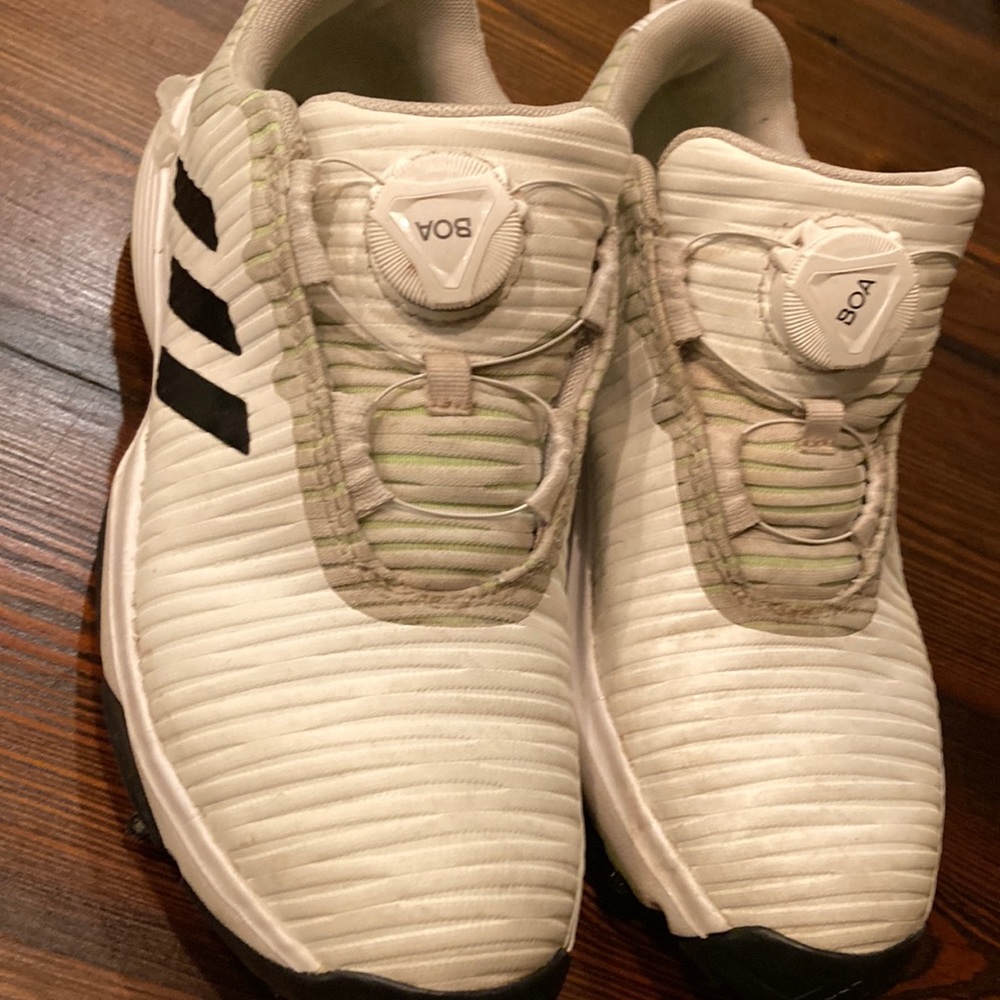 Adidas youth golf cleats. Size 4. Good used condition. Smoke free home.